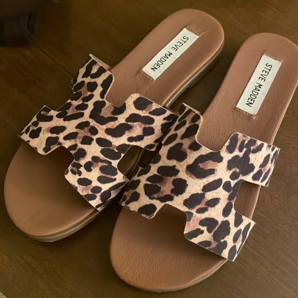 Steve Madden sandals